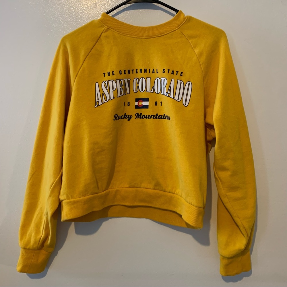 Yellow crew neck from pacsun never worn before